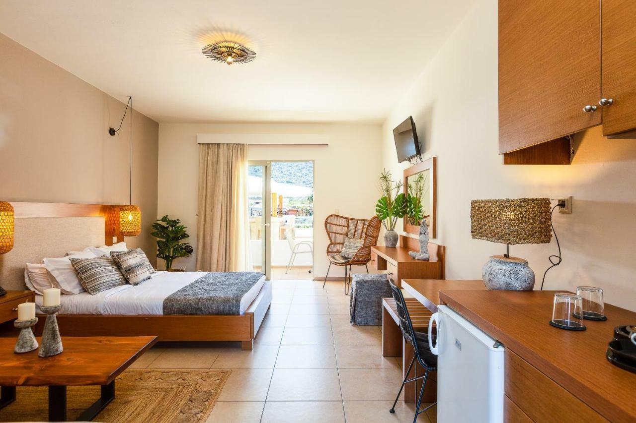 Nostos Boutique Hotel 4*