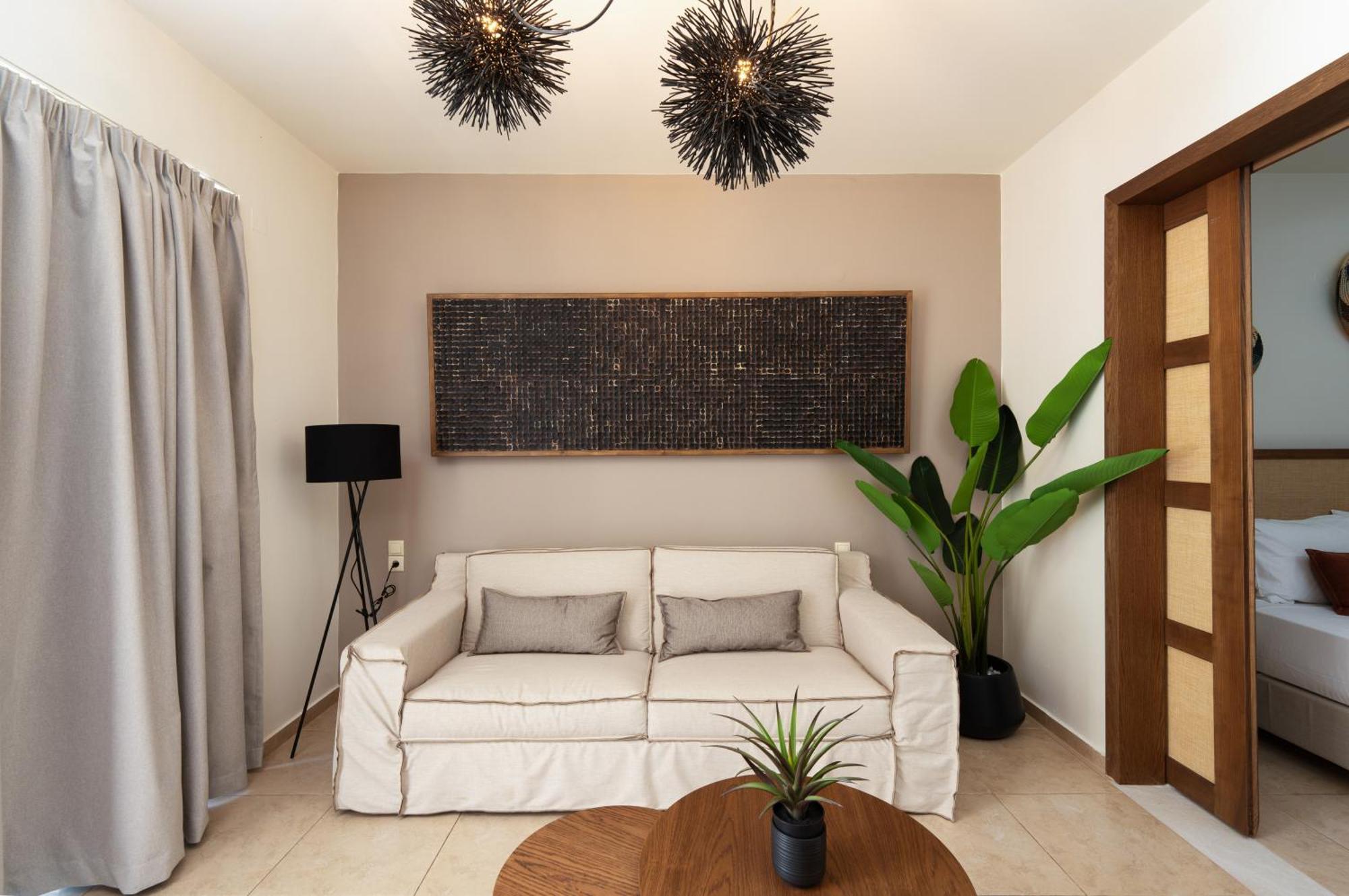 Nostos Boutique 4*