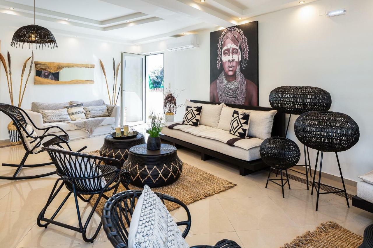 Hotel Nostos Boutique 4*